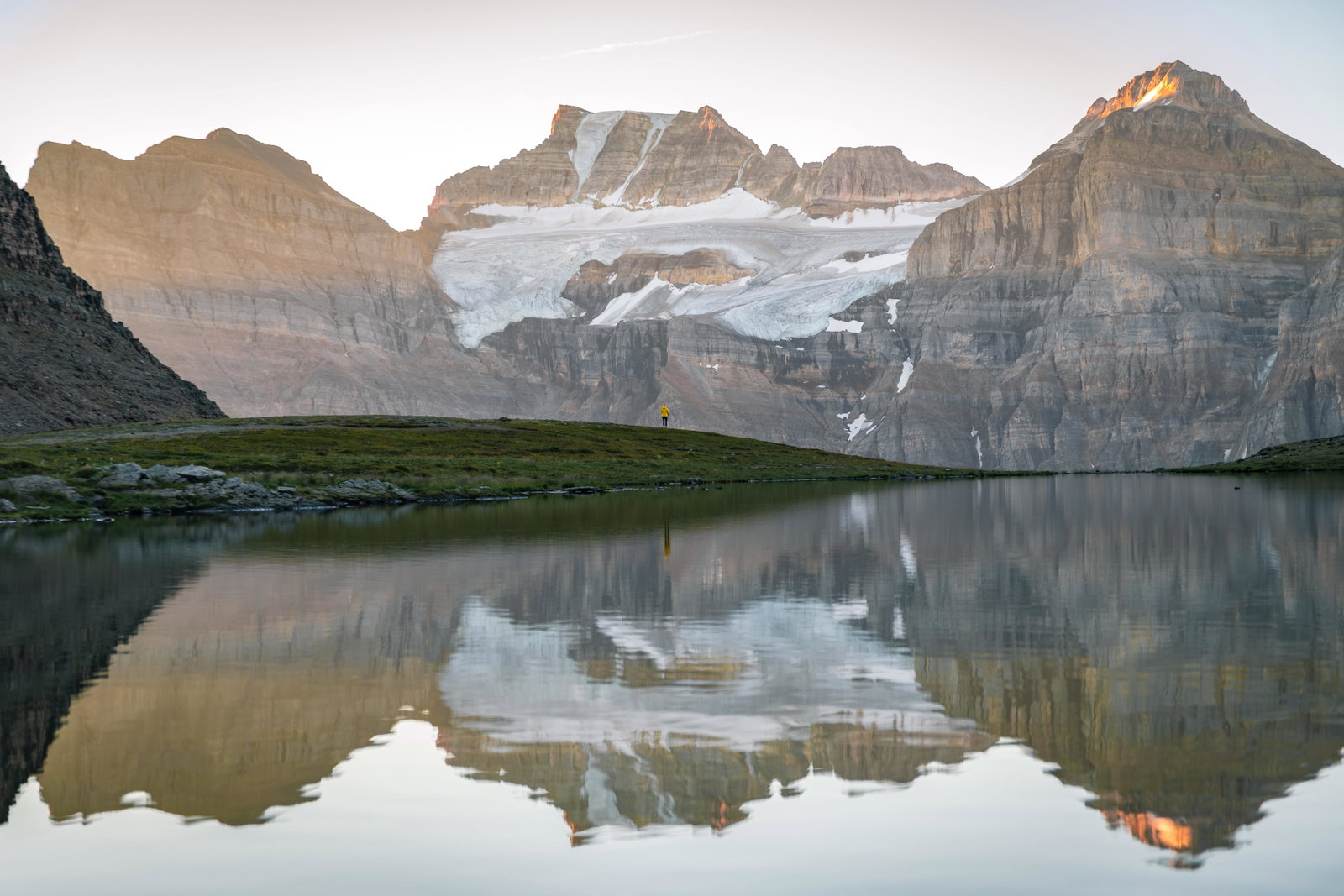 Paradise Valley Trail - A sunrise at Minnestimma in Banff National Park.