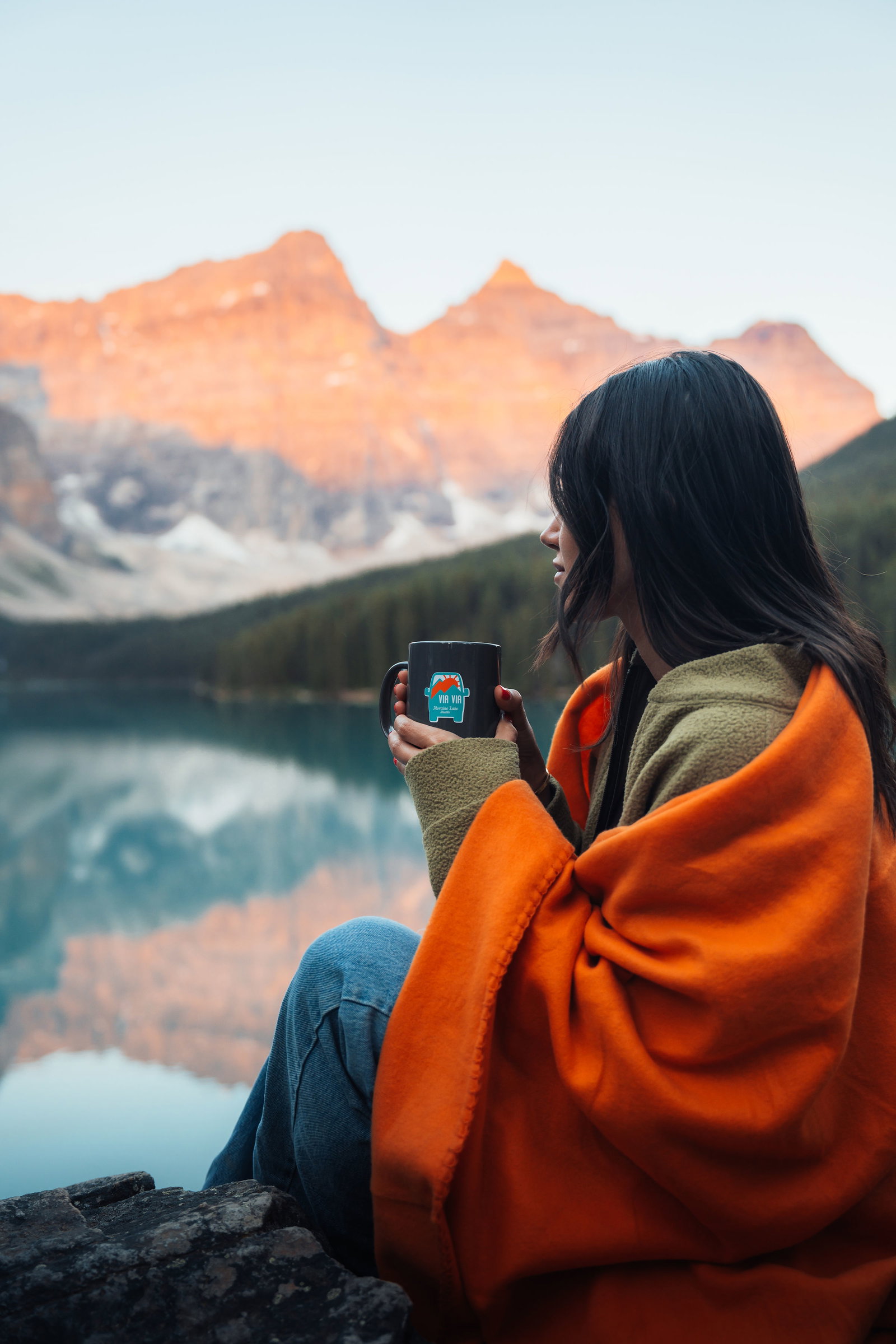Moraine Lake Sunrise & Lake Louise Golden Hour Experience